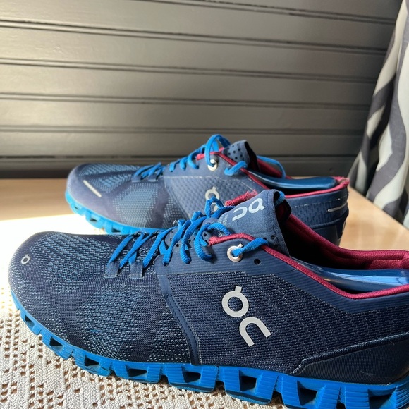 On Cloud x 1.0 Midnight Cobalt Blue Red Running Shoes 9.5 - Picture 4 of 8
